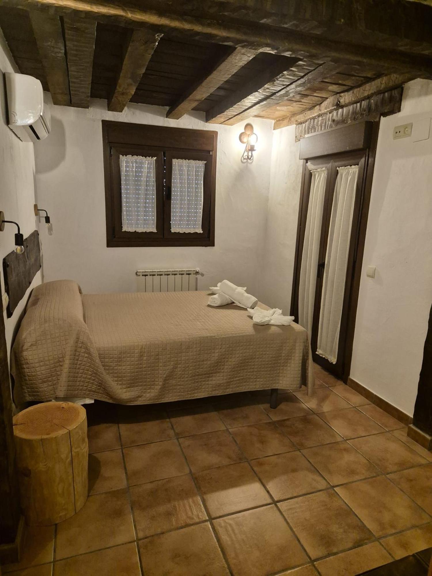 Casa Abuelo Cani アレーナス・デ・サン・ペドロ エクステリア 写真